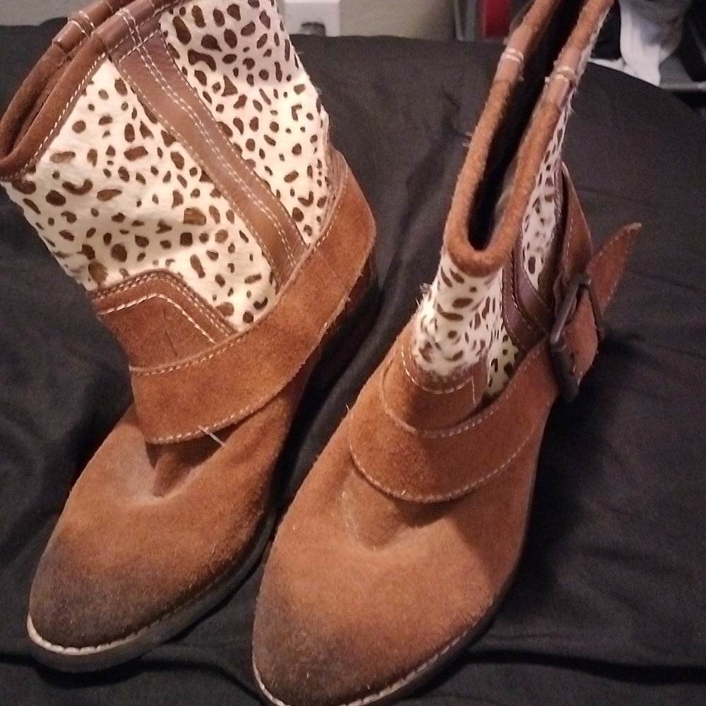 Cute brown ankle boots